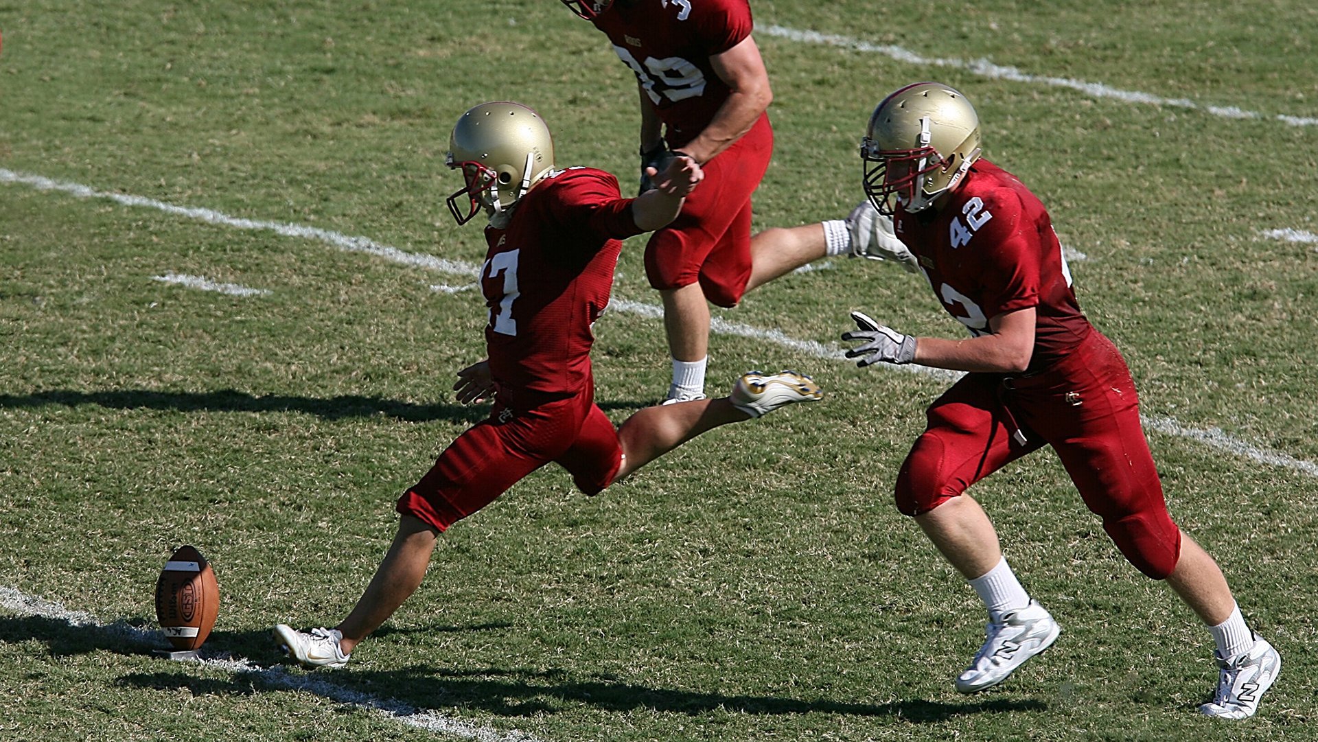 法甲球队通过热区映射系统评估中后场防线协同性
