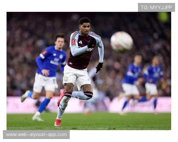 巴萨锁定曼联锋霸拉什福德，优惠价转会背后有何玄机？，巴萨踢曼联